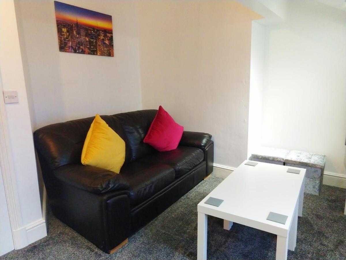 ووركينجتون Derwent Street Apartment 3 - Self Contained - 2 Bed Self Catering Apartment المظهر الخارجي الصورة